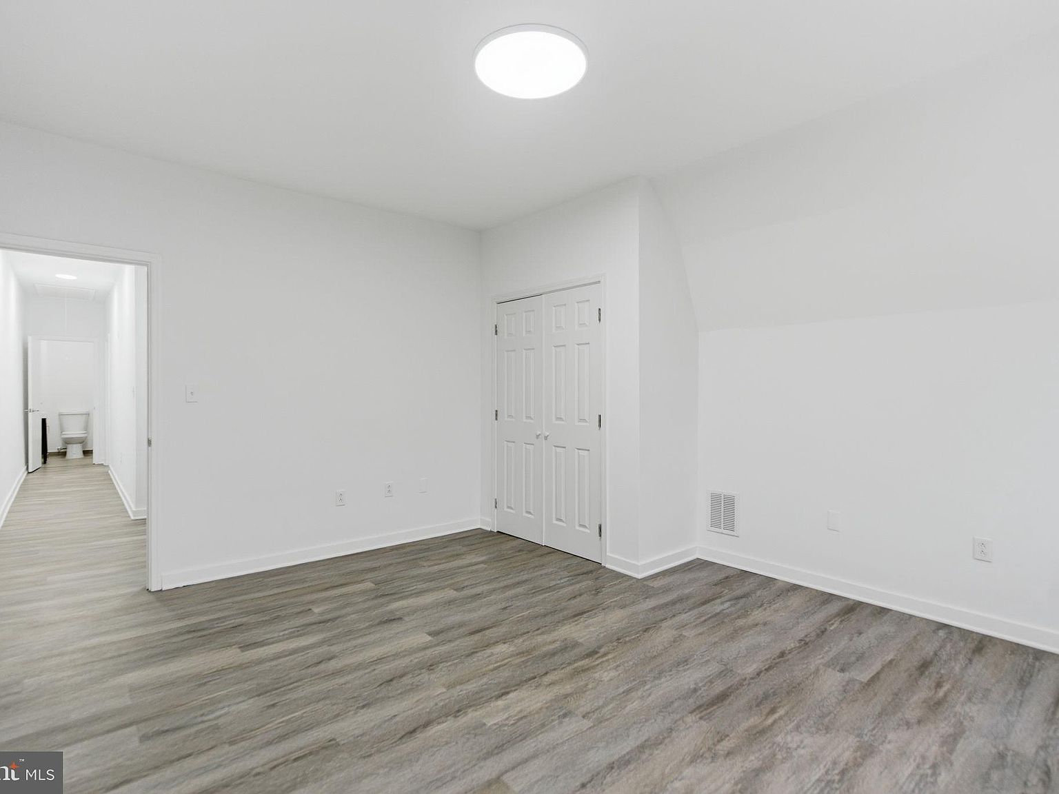 216 W Penn St Philadelphia, PA 19144  | Single Family