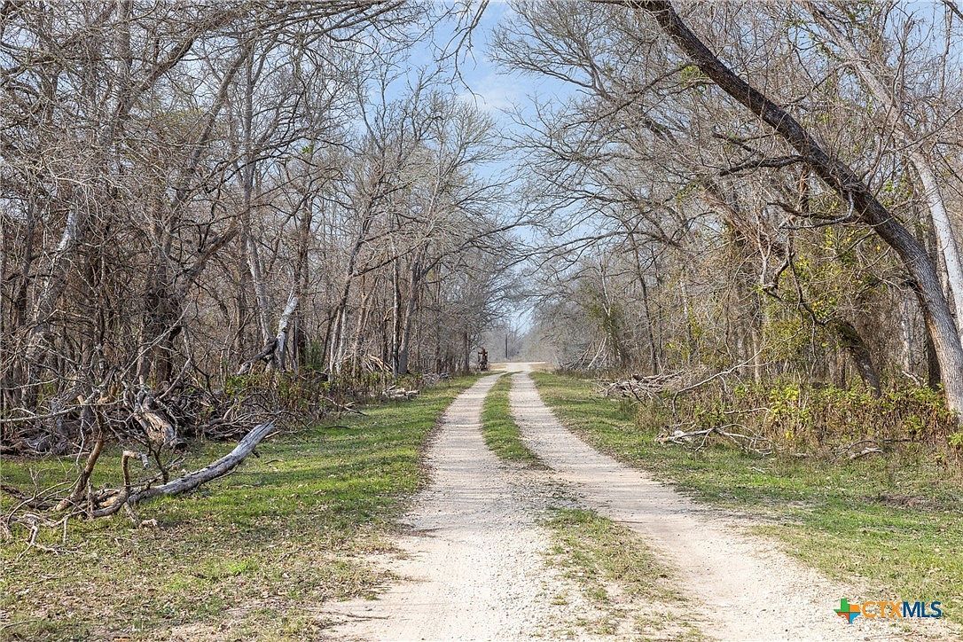 1144 Treetop Ln Luling, TX 78648  | Land/Lot