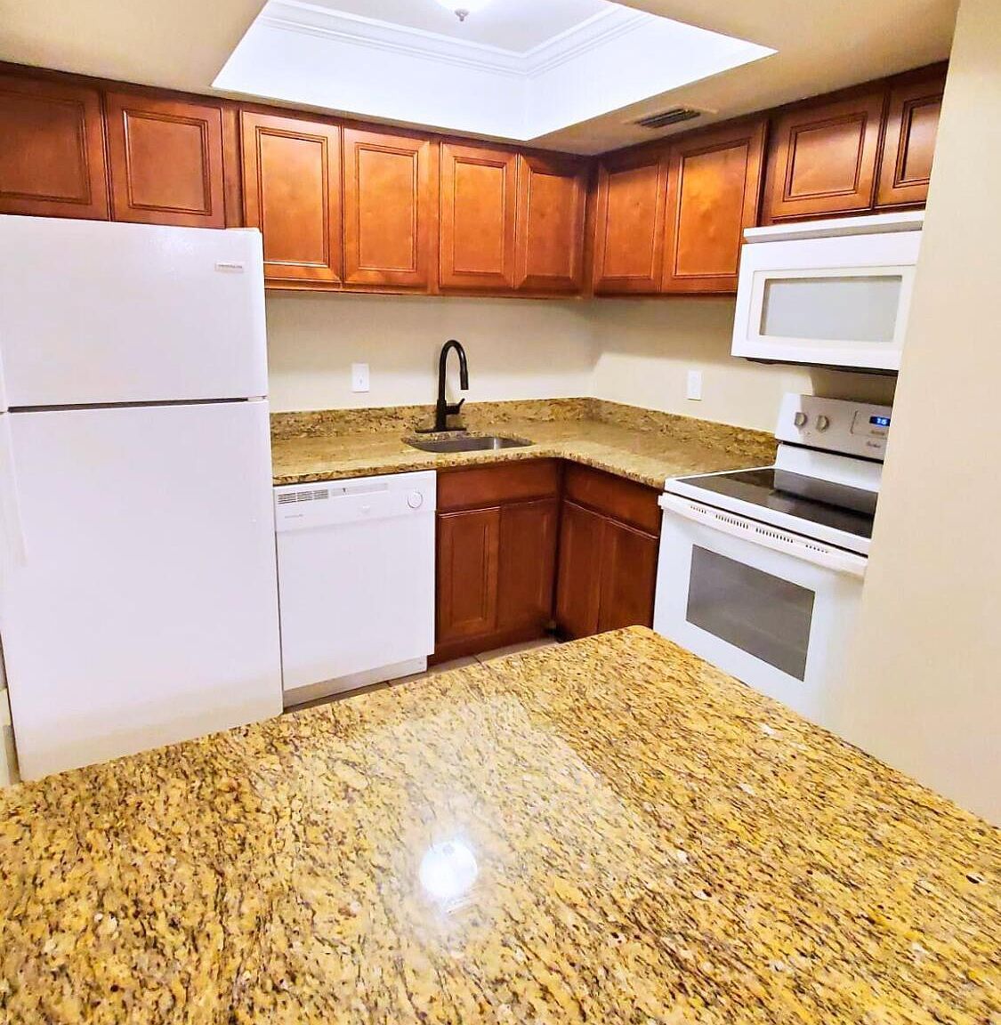 230 Columbia Dr APT 318 Cape Canaveral, FL 32920 | Condominium