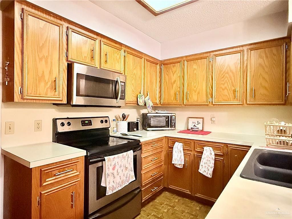 1712 Iowa St Mission, TX 78572  | Single Family