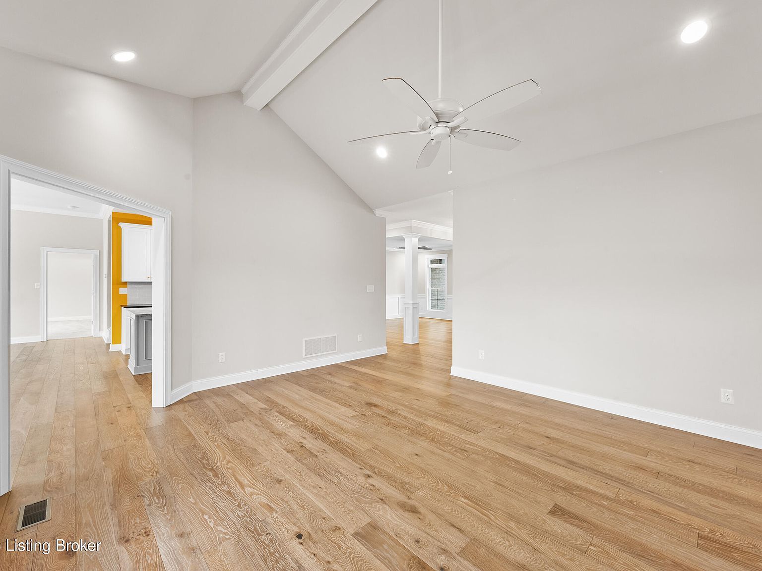 1508 Lincoln Hill Way Louisville, KY 40245  | Single Family