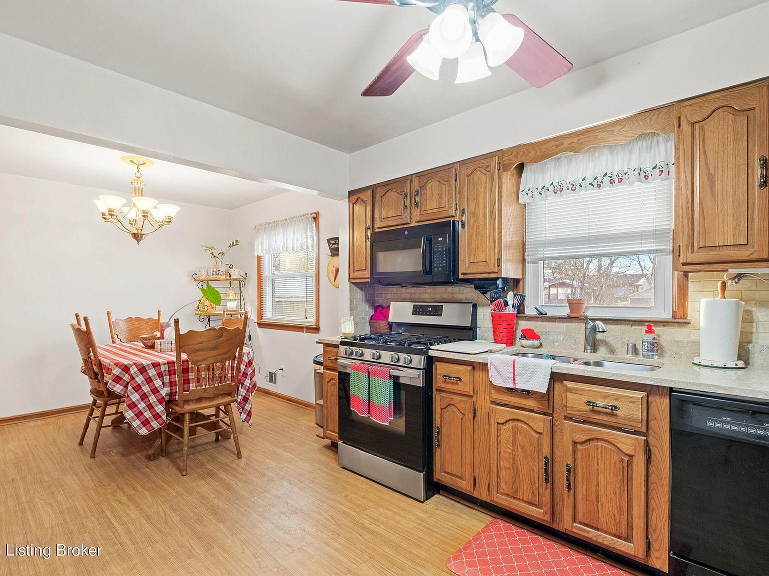 4316 Dohn Ave Louisville, KY 40216  | Single Family