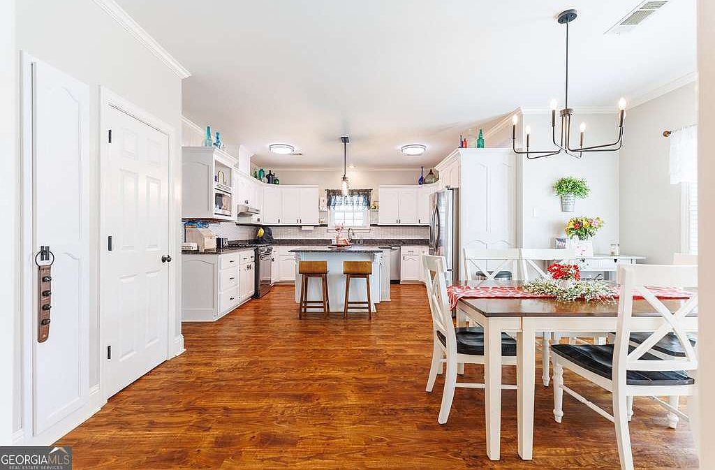 3800 Sherwood Dr Valdosta, GA 31606  | Single Family