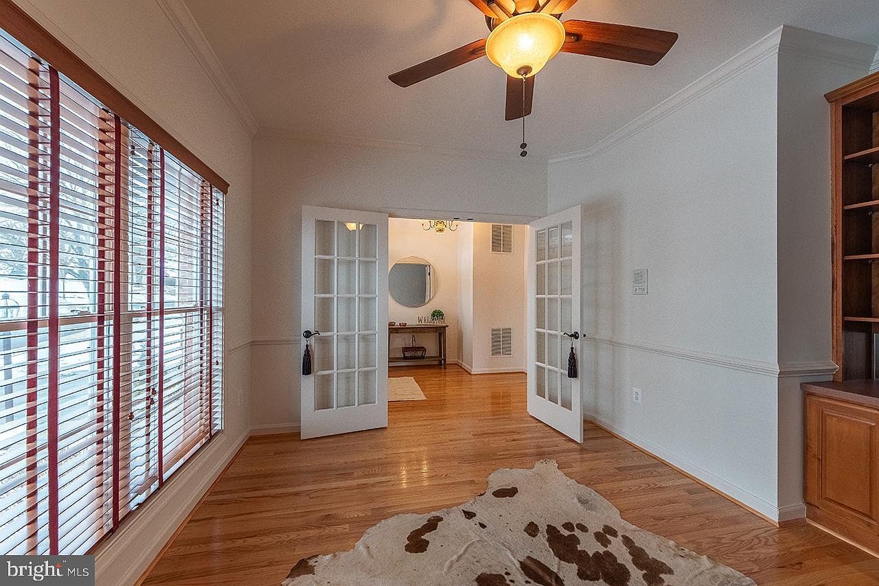 158 N View Cir Warrenton, VA 20186  | Single Family