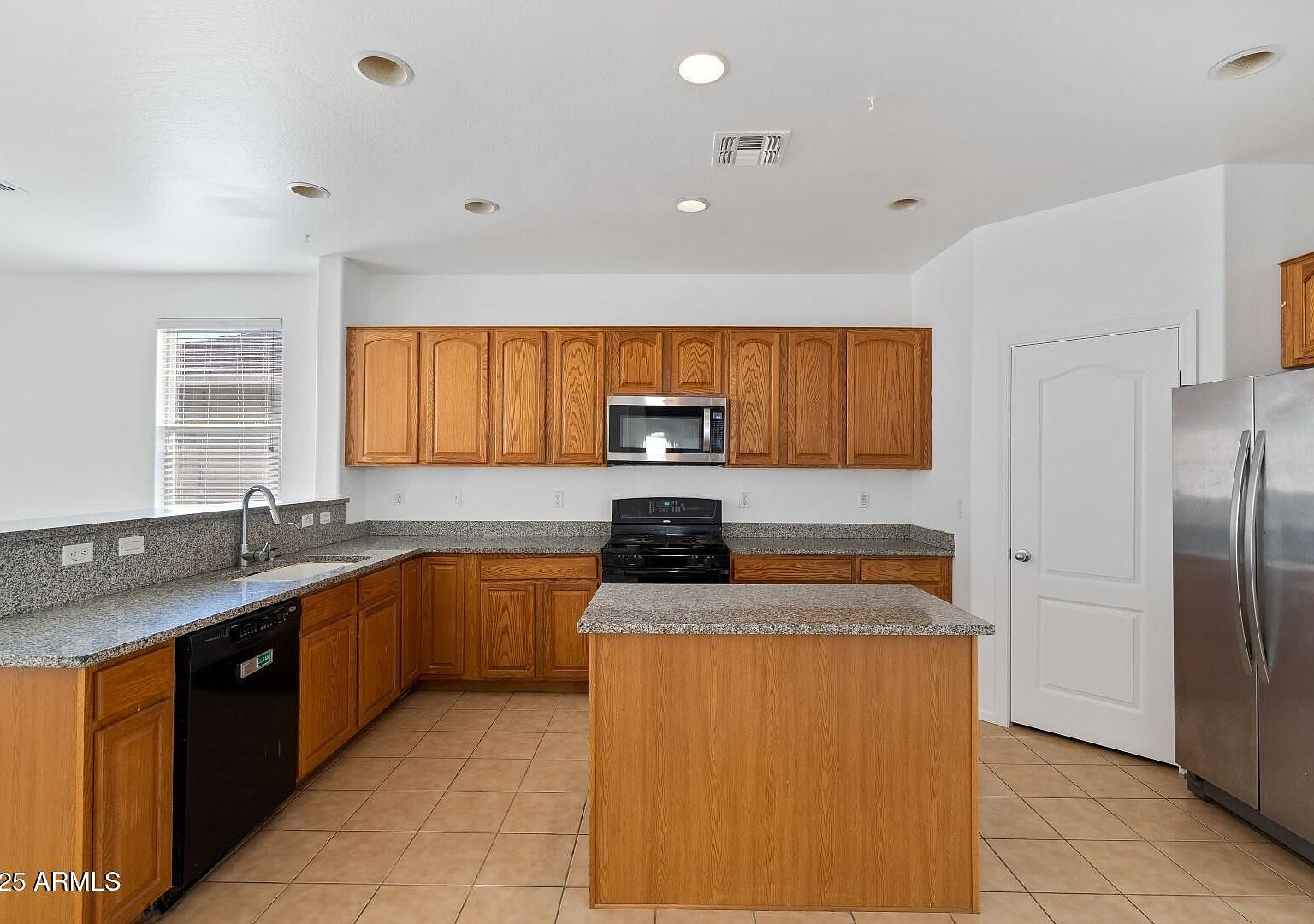 17818 W Lincoln St Goodyear, AZ 85338 | Single Family