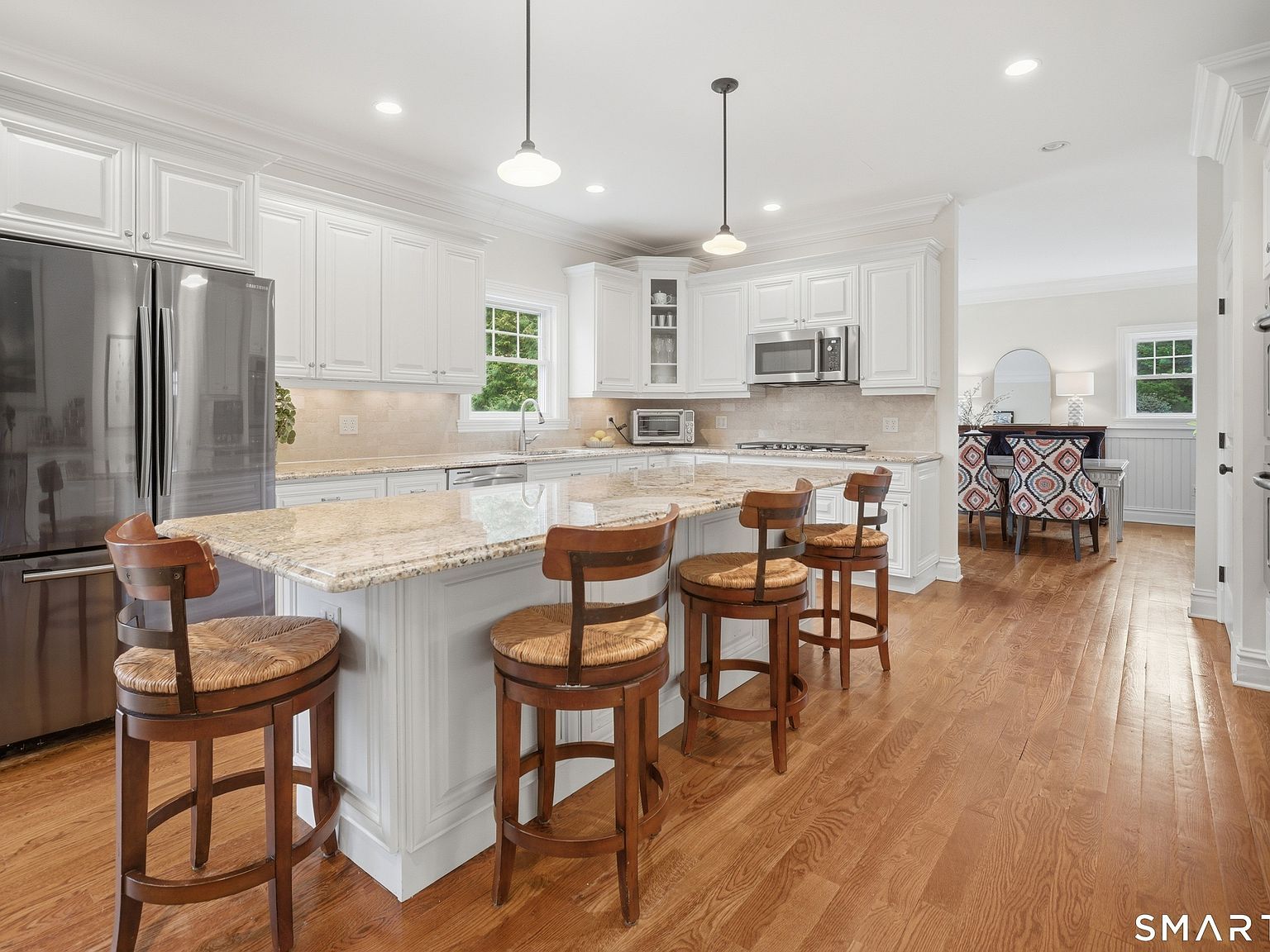 570 Unquowa Rd Fairfield, CT 06824  | Single Family