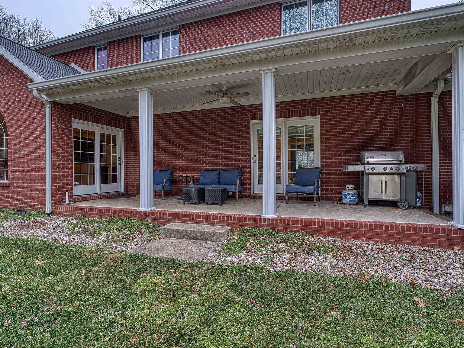 6466 Thorn Ridge Dr Henderson, KY 42420  | Single Family