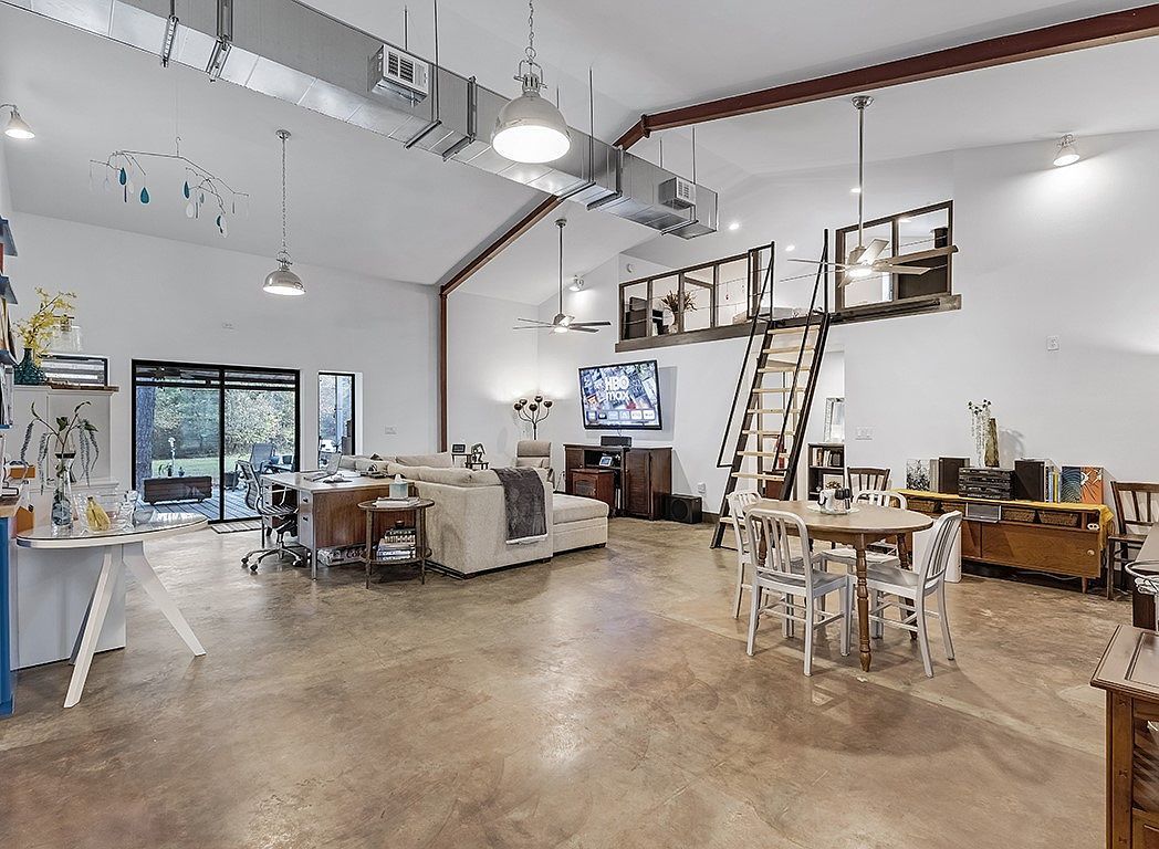 129 County Road 1239 Maud, TX 75567  | Single Family