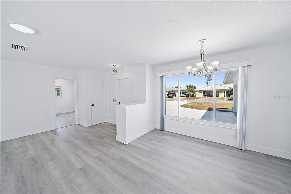 2210 Blackwood Dr Venice, FL 34293  | Single Family