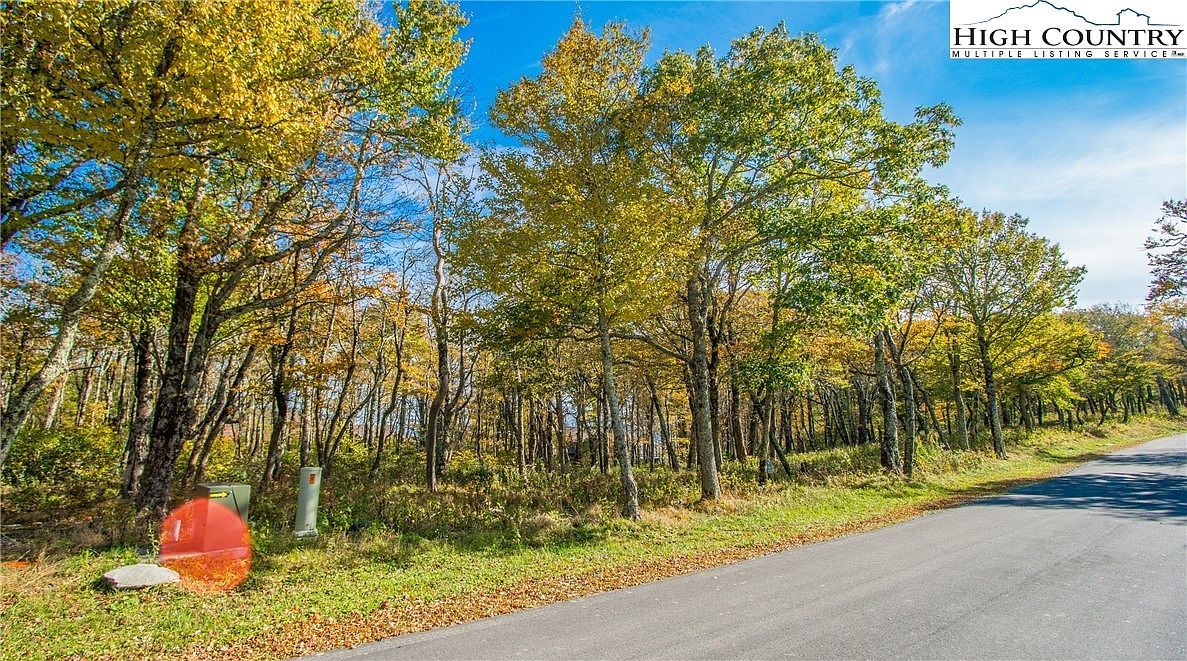 196 Green Cliffs Rd Banner Elk, NC 28604  | Land/Lot