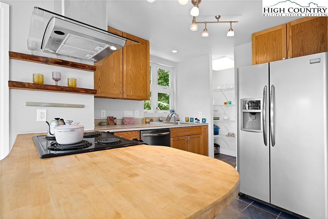 127 Sun Haven Ln Boone, NC 28607  | New build