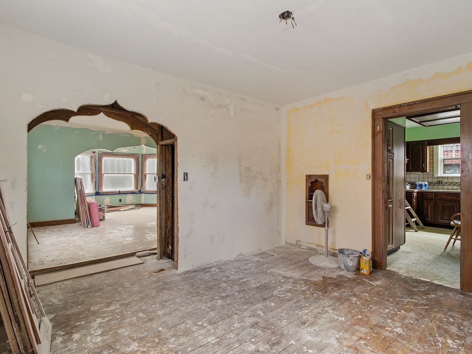 24 N Pasadena St Indianapolis, IN 46219  | Single Family