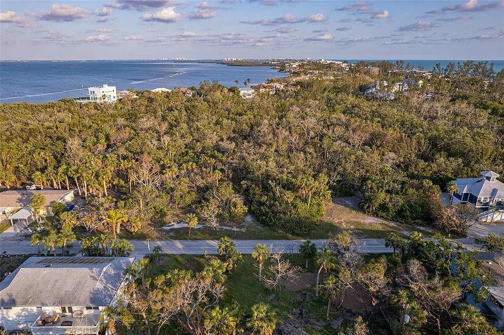 560 Gulf Bay Rd #17 Longboat Key, FL 34228  | Land/Lot