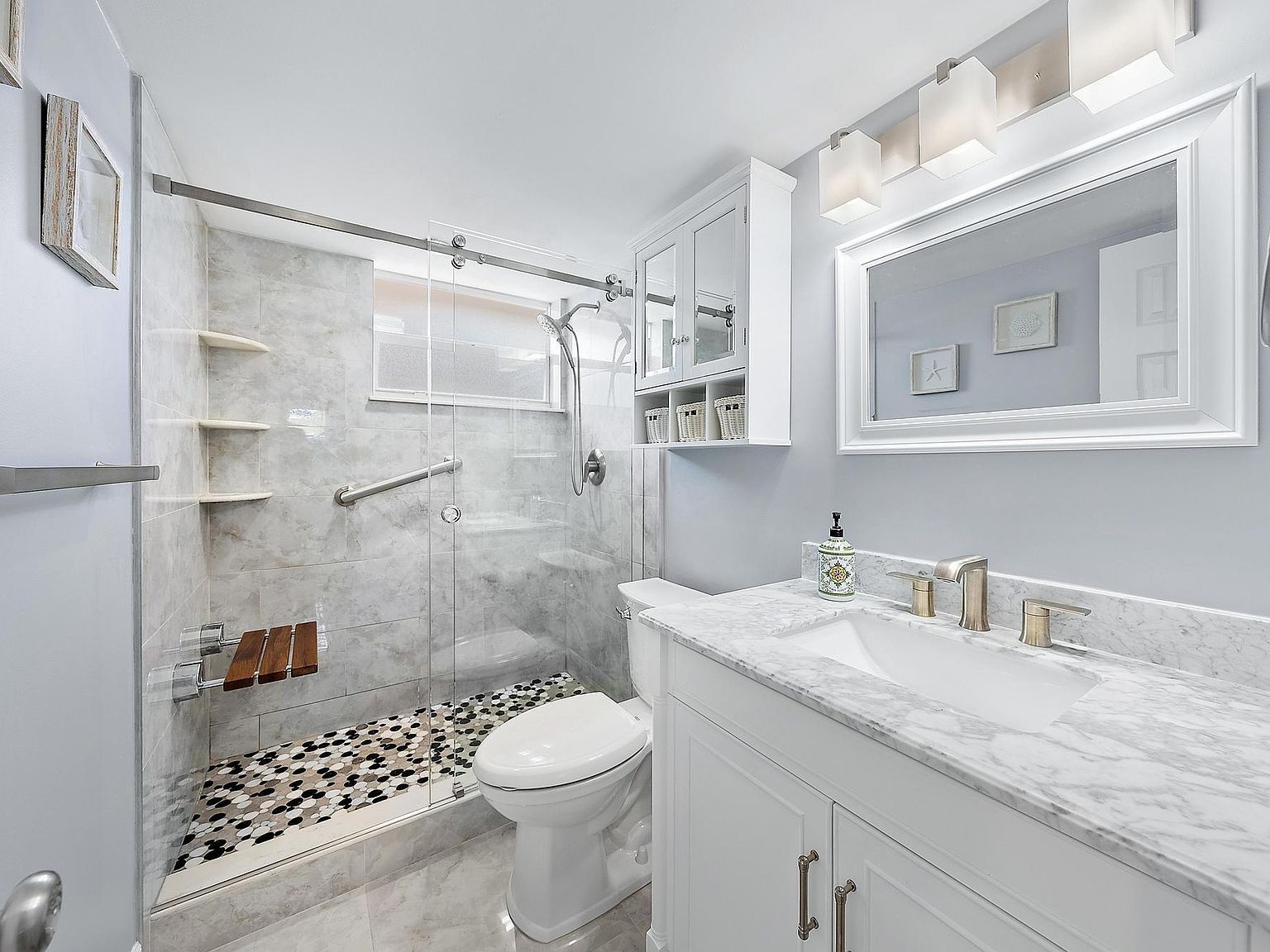 725 Lori Dr APT 111 Palm Springs, FL 33461  | Condominium