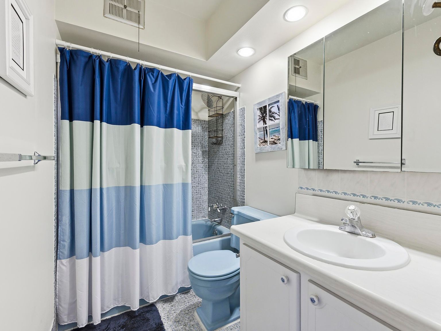 100 Doolen Ct APT 203 North Palm Beach, FL 33408  | Condominium