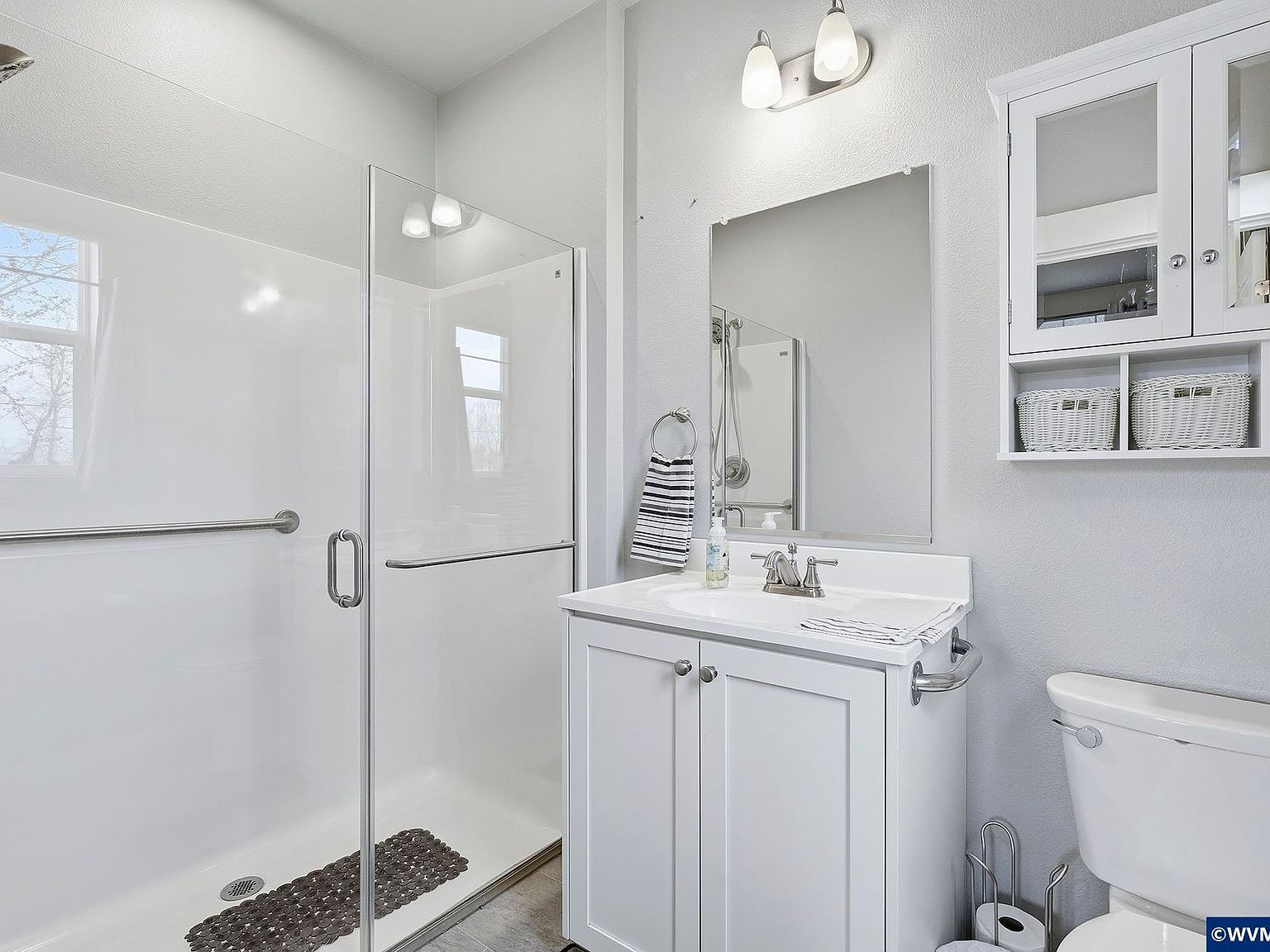 1301 Sunflower St Woodburn, OR 97071  | Single Family