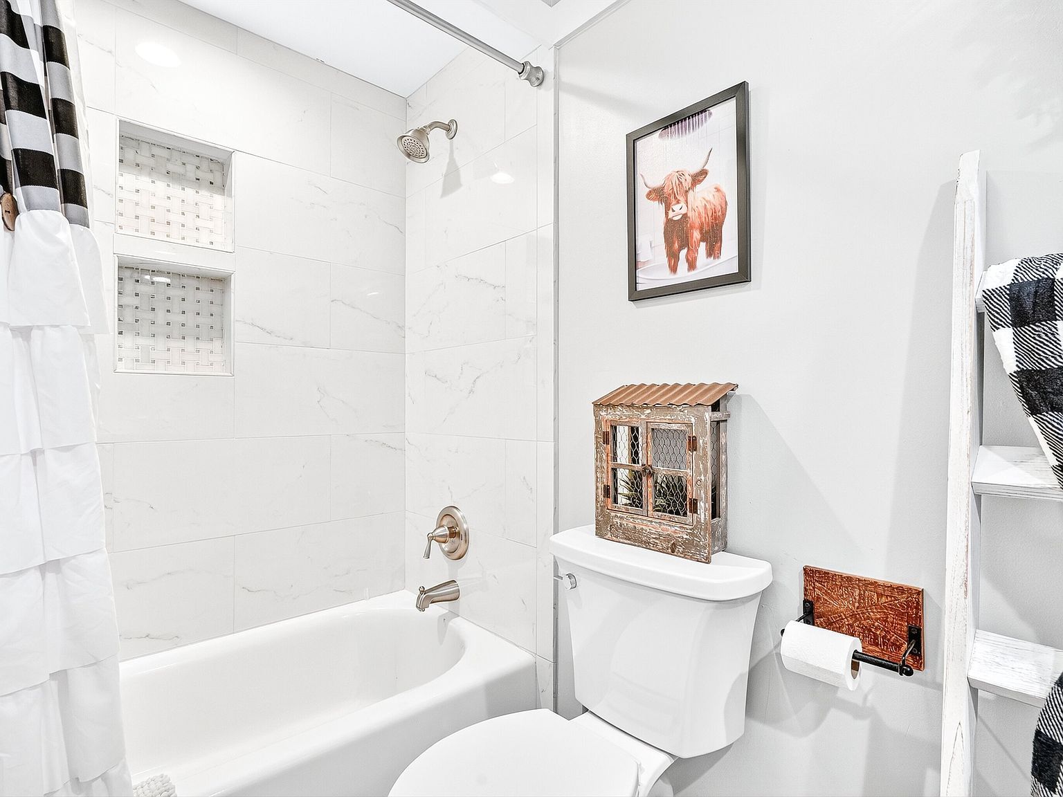 401 Heritage Vlg #B Southbury, CT 06488 | Condominium