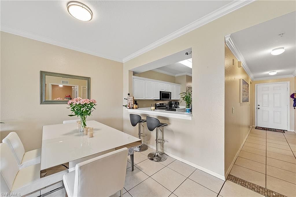 8550 Kingbird Loop APT 639 Estero, FL 33967 | Condominium