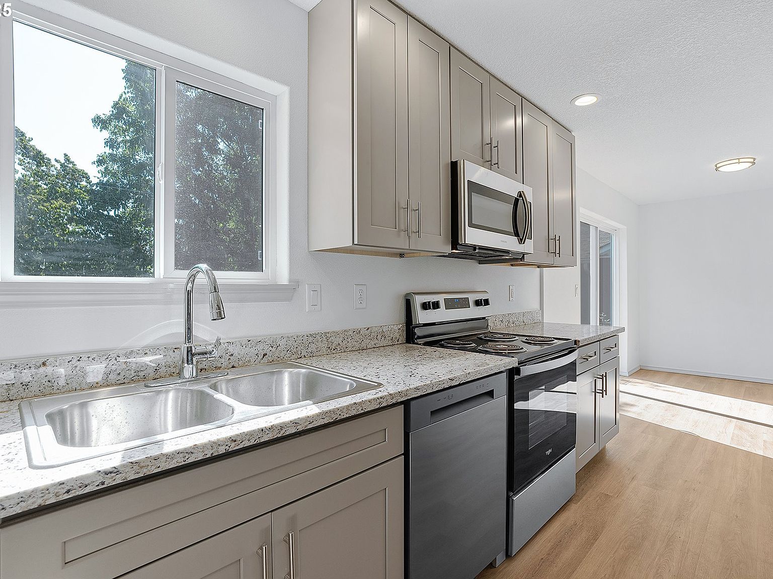 7028 SE 86th Ave Portland, OR 97266 | Single Family