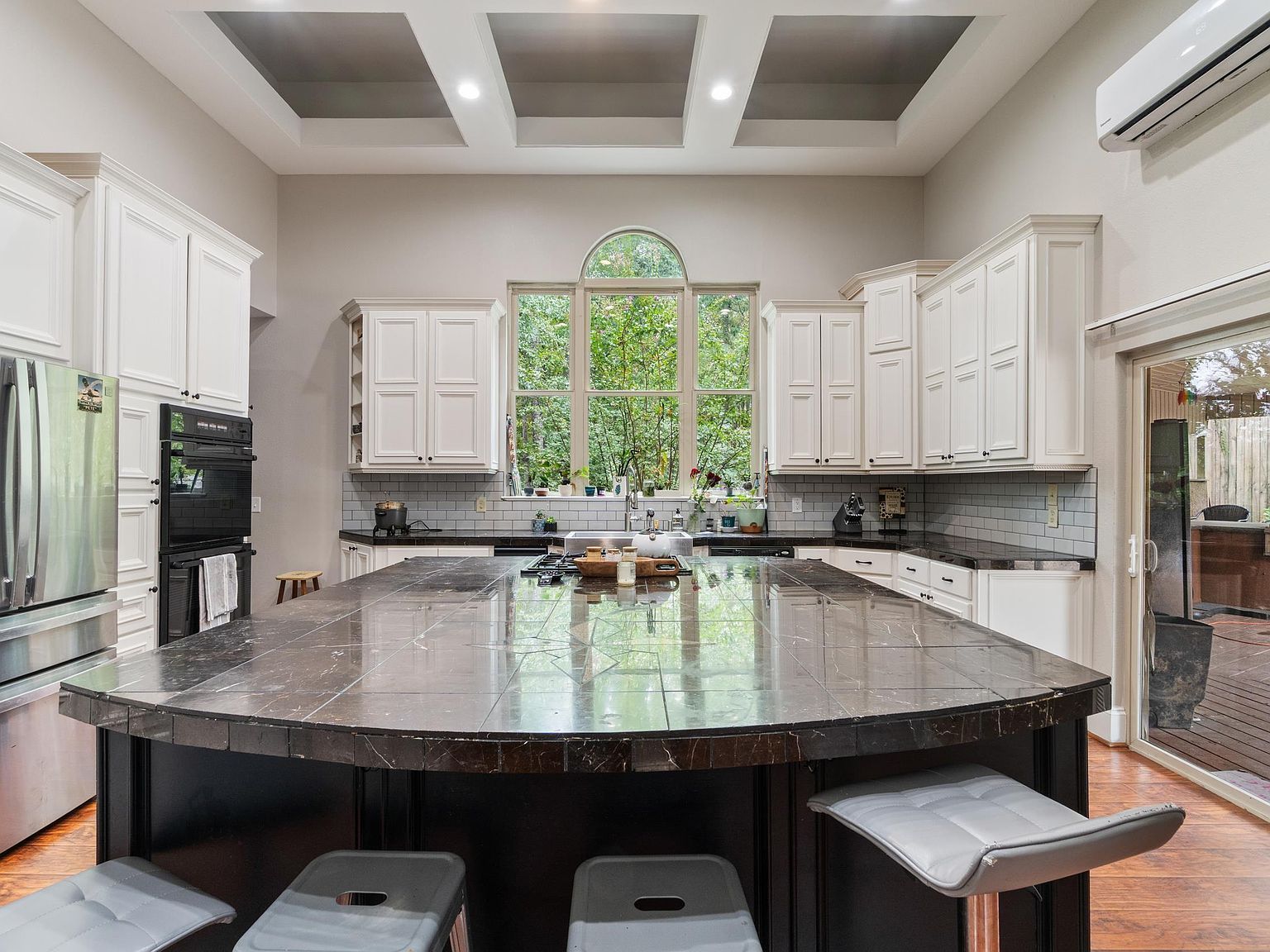 1045 Scarlett Ln Bauxite, AR 72011 | Single Family