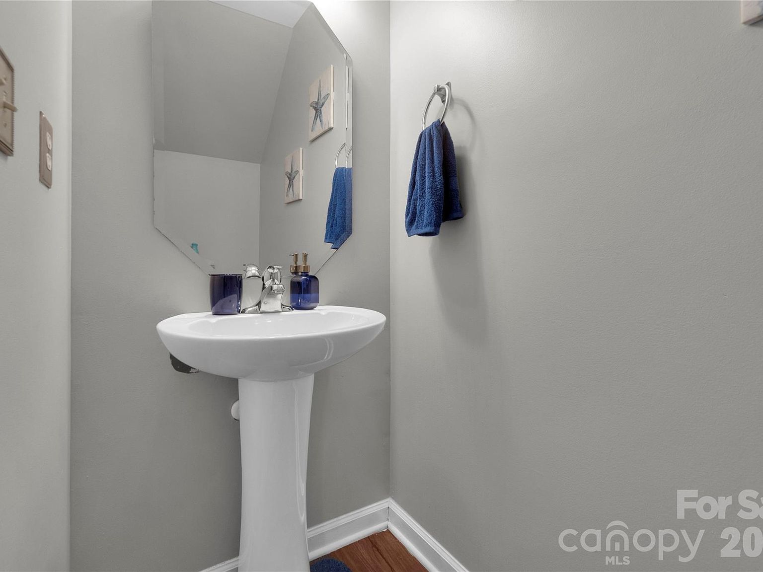 7020 Frye Pl Charlotte, NC 28269  | Single Family