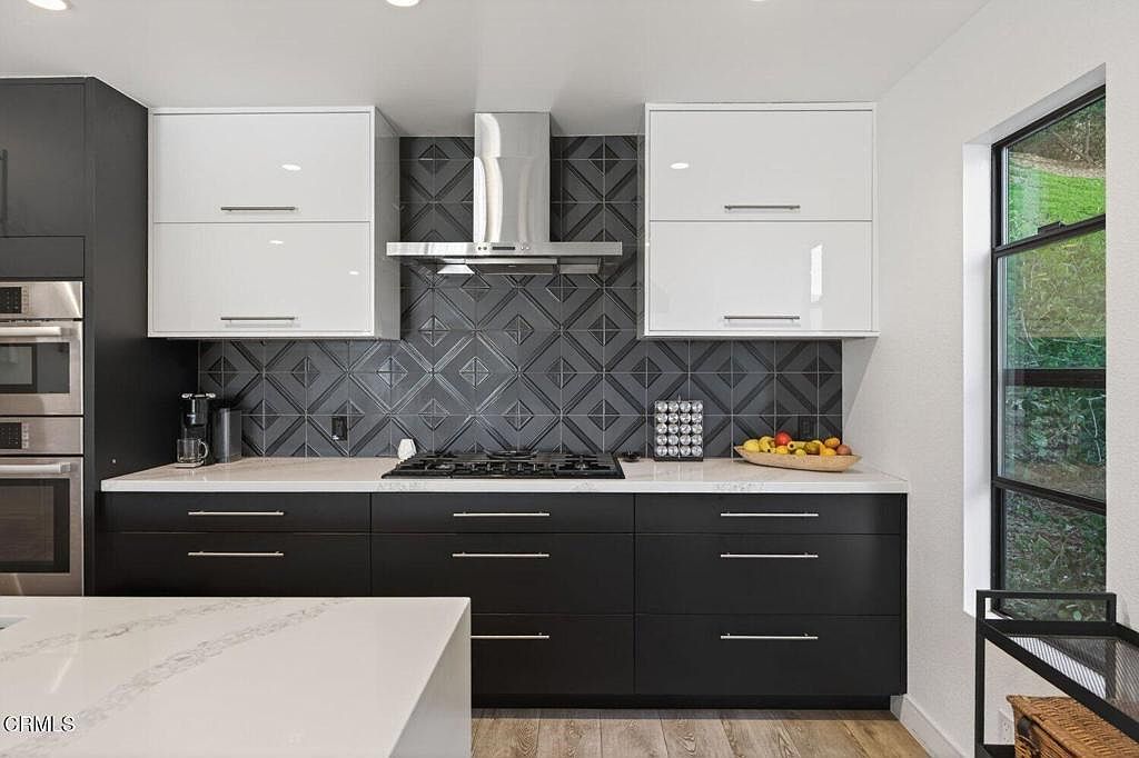 911 Vallecito Dr Ventura, CA 93001 | Condominium