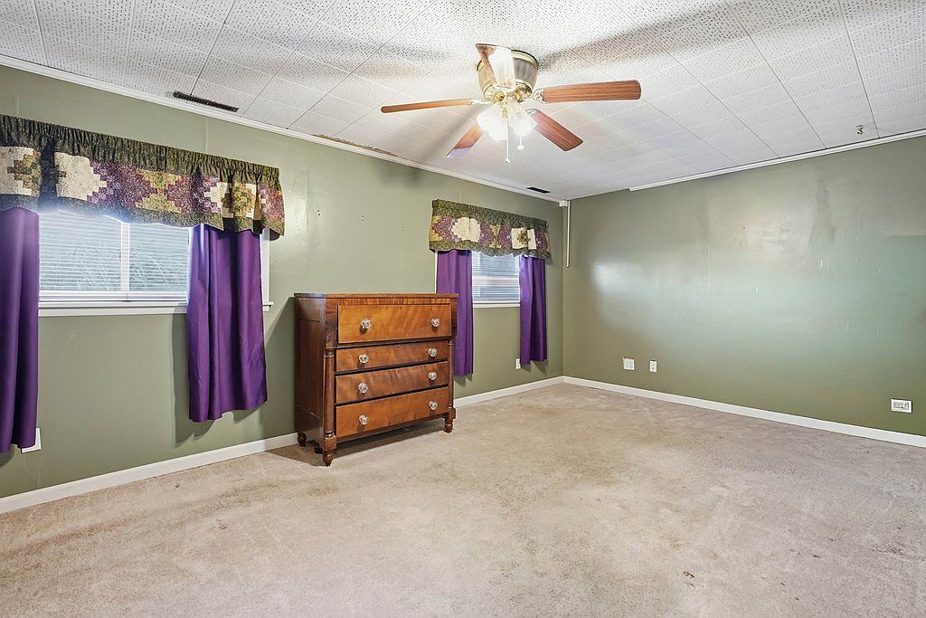 61 Orchard Dr New Martinsville, WV 26155 | Single Family