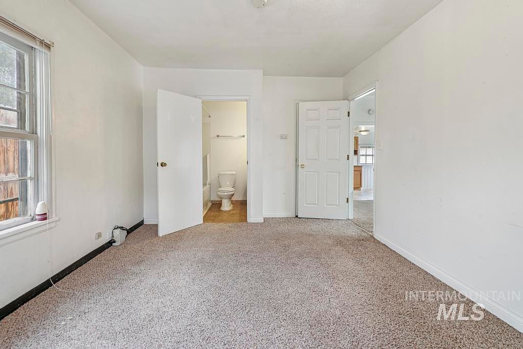 908 Yakima Ave Filer, ID 83328  | Single Family