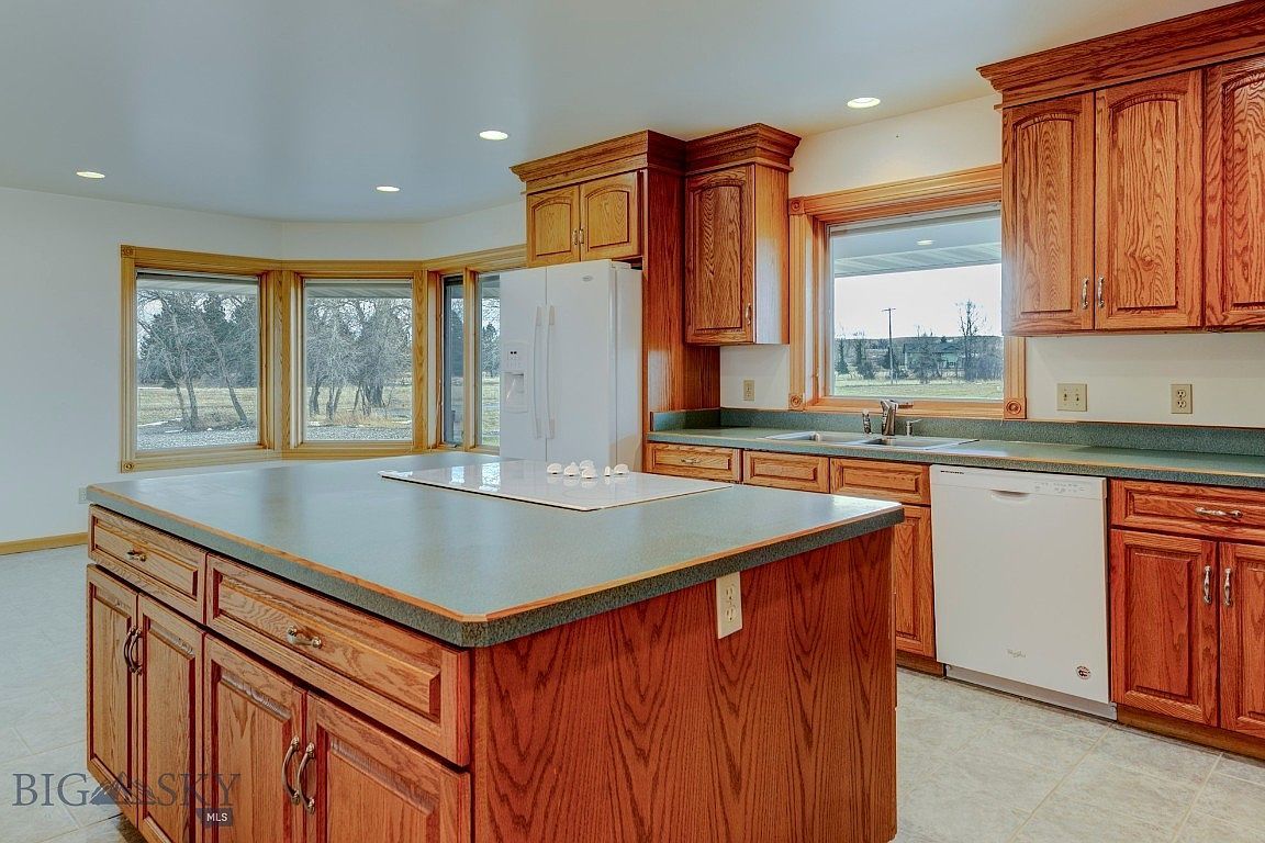 297 Big Timber Loop Rd Big Timber, MT 59011 | Single Family