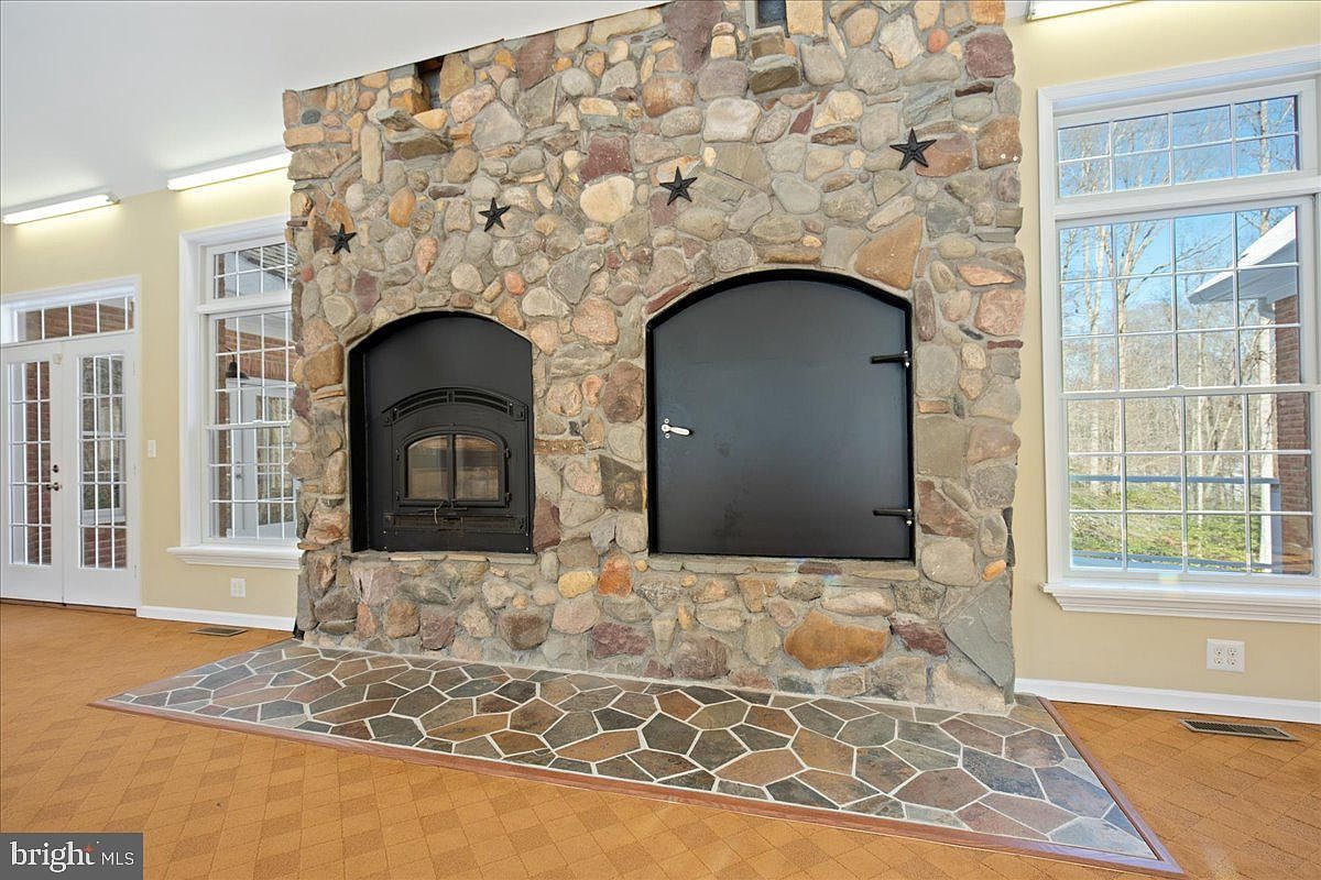 27320 Harpers Ct Mechanicsville, MD 20659 | Single Family