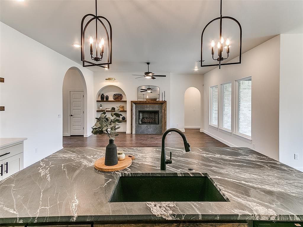 9316 NW 84th St Yukon, OK 73099  | Single Family