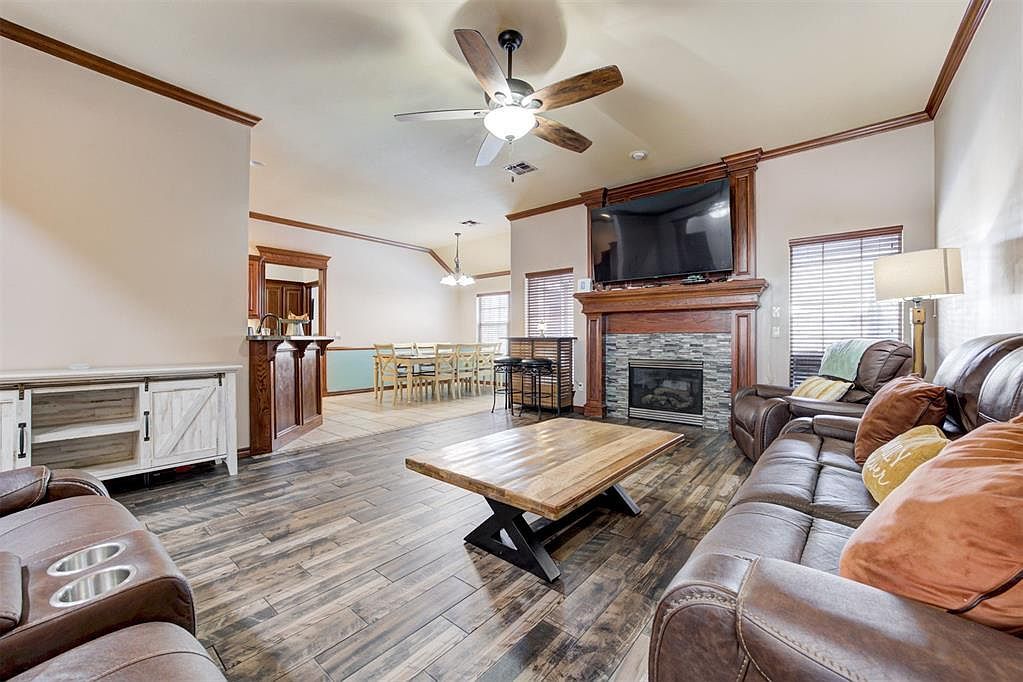 10721 NW 39th St Yukon, OK 73099  | Single Family