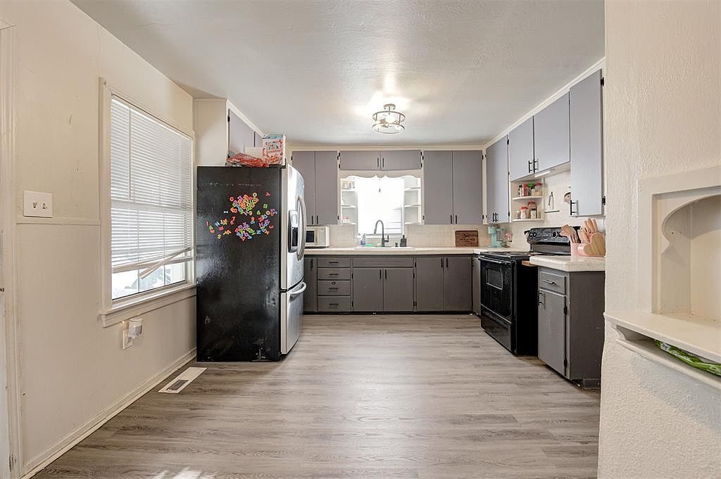 928 W Washington Ave Chickasha, OK 73018  | Single Family