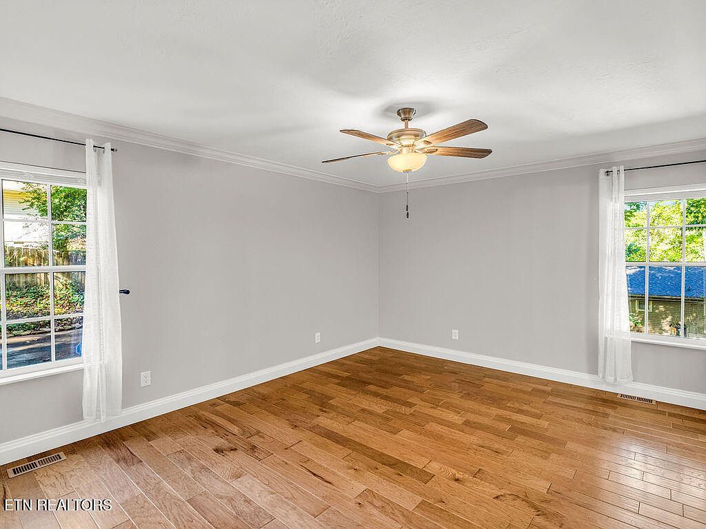 170 Cedar Cir Powell, TN 37849  | Single Family