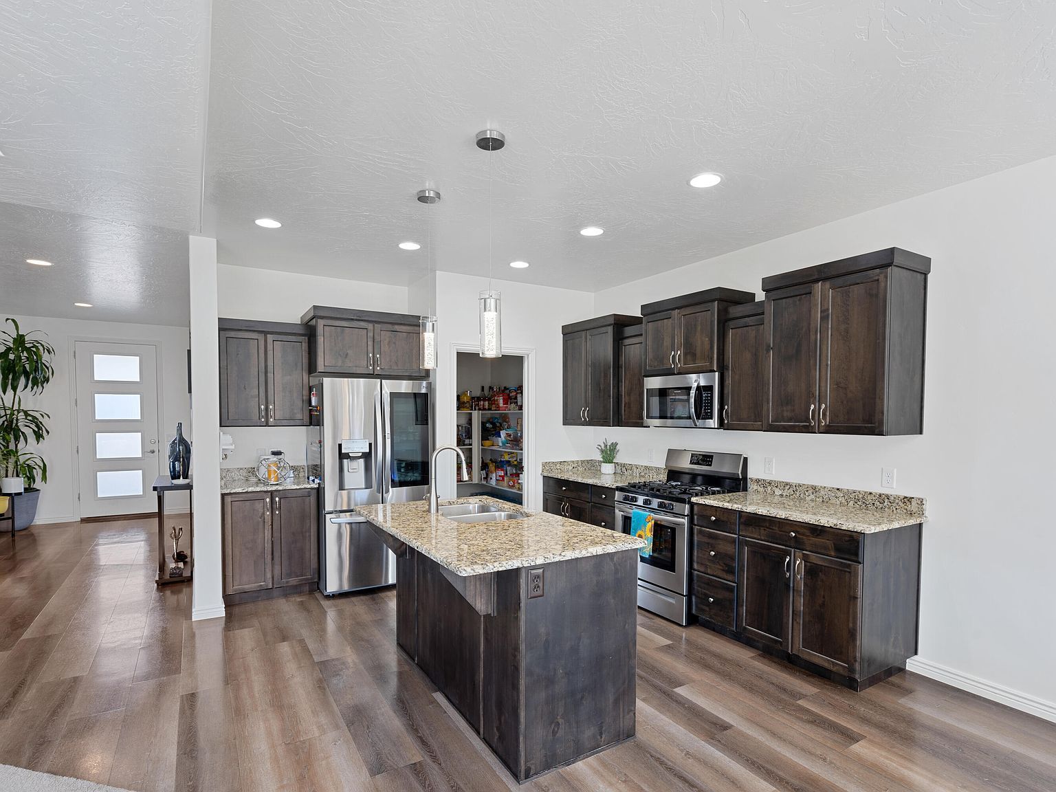 1758 E Yant Flat Dr Saint George, UT 84790  | Single Family