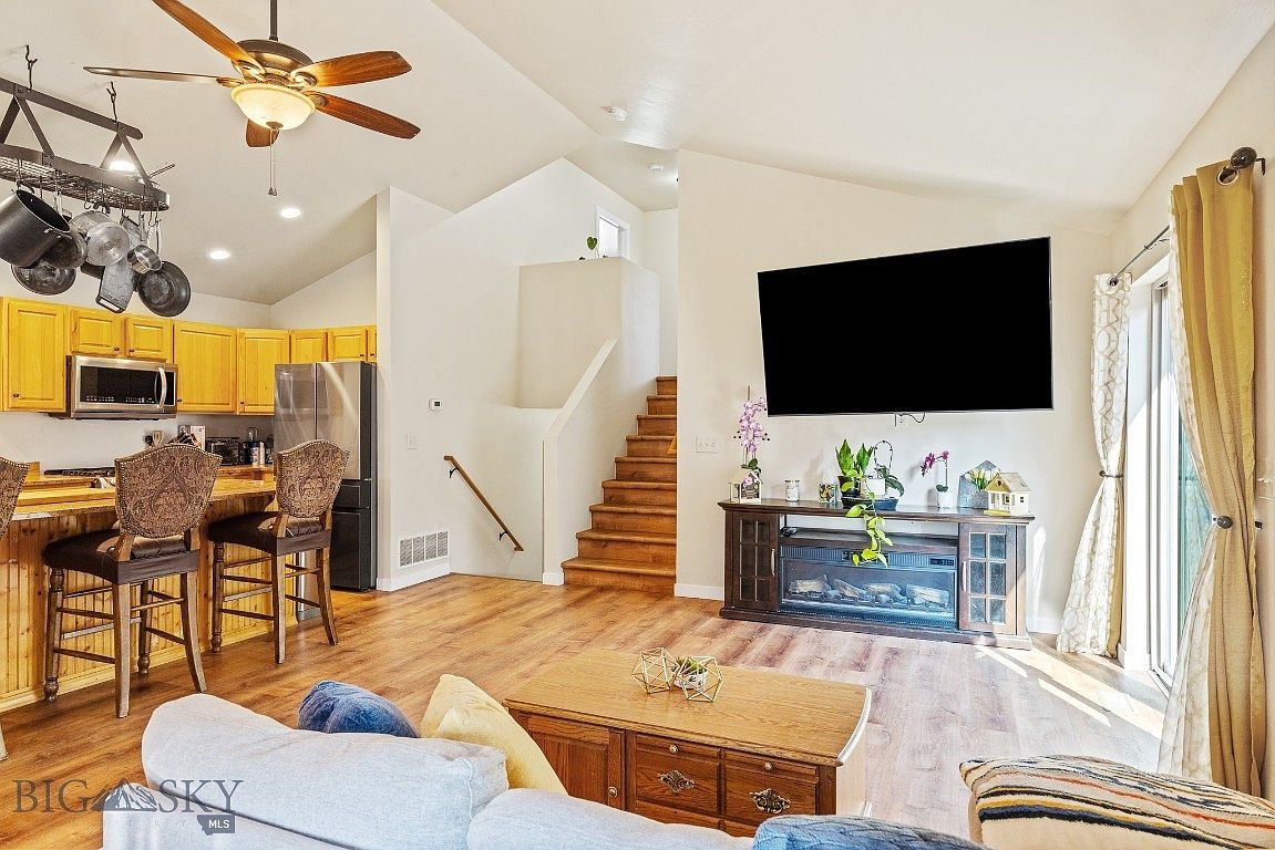 250 Jackson Ln Belgrade, MT 59714  | Single Family