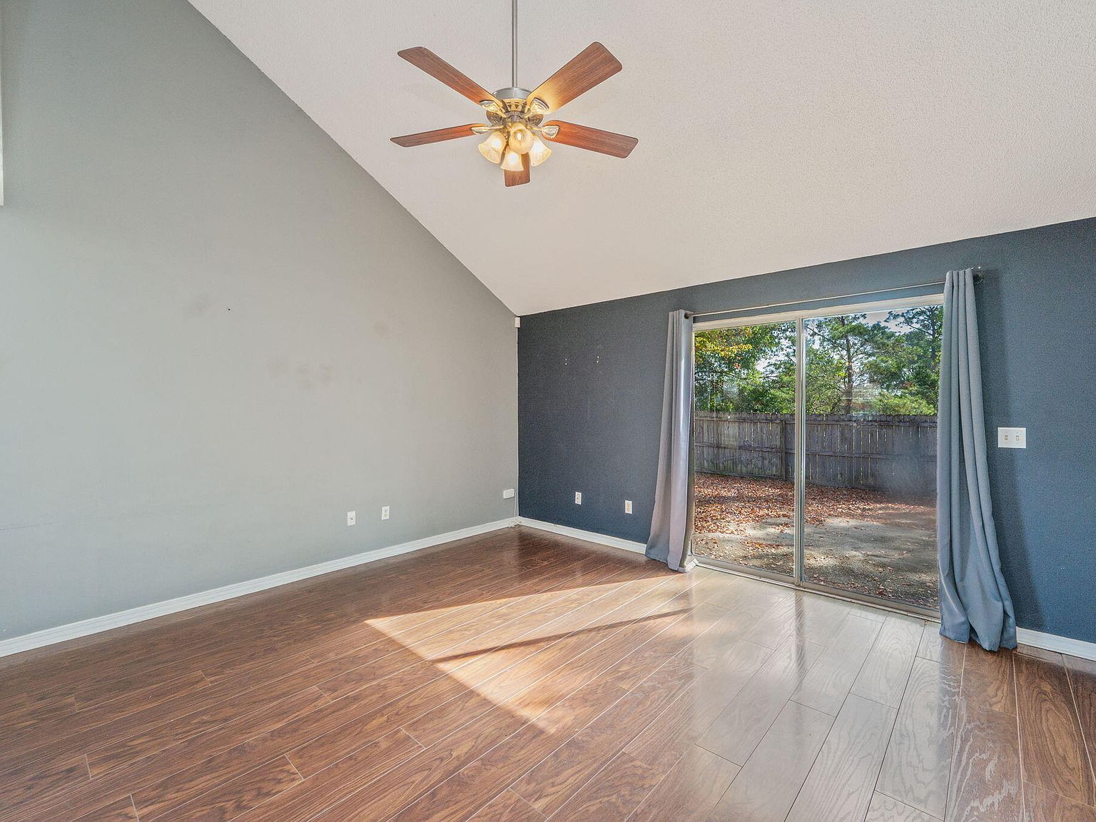 433 Forest Glen Pl Mary Esther, FL 32569  | Single Family