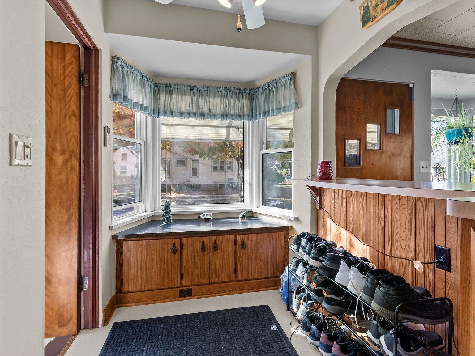 418 Stevens Ct Oshkosh, WI 54901  | Single Family