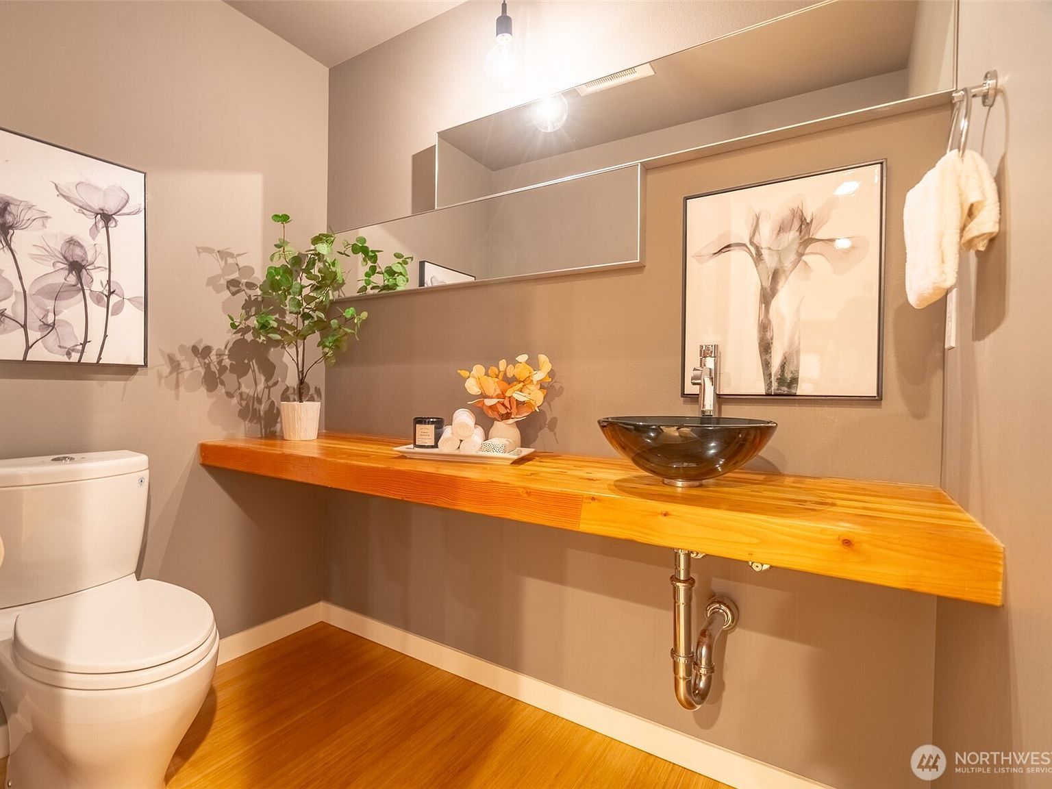 4413 Meridian Ave N Seattle, WA 98103 | New build