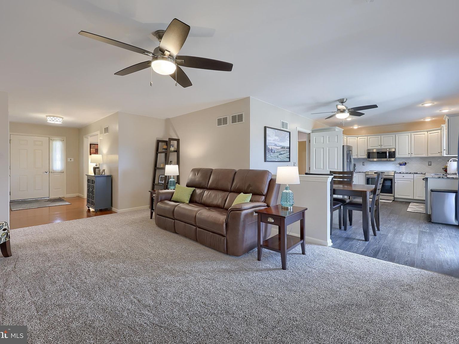 35 Field Ln Lititz, PA 17543 | Single Family