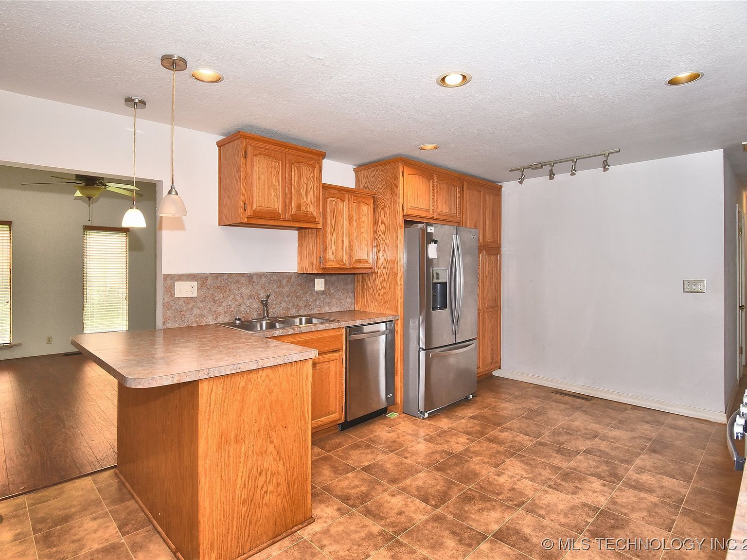 5353 S 33rd West Ave Tulsa, OK 74107 | Single Family