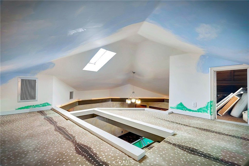 6268 Norwich Ave Van Nuys, CA 91411  | Single Family