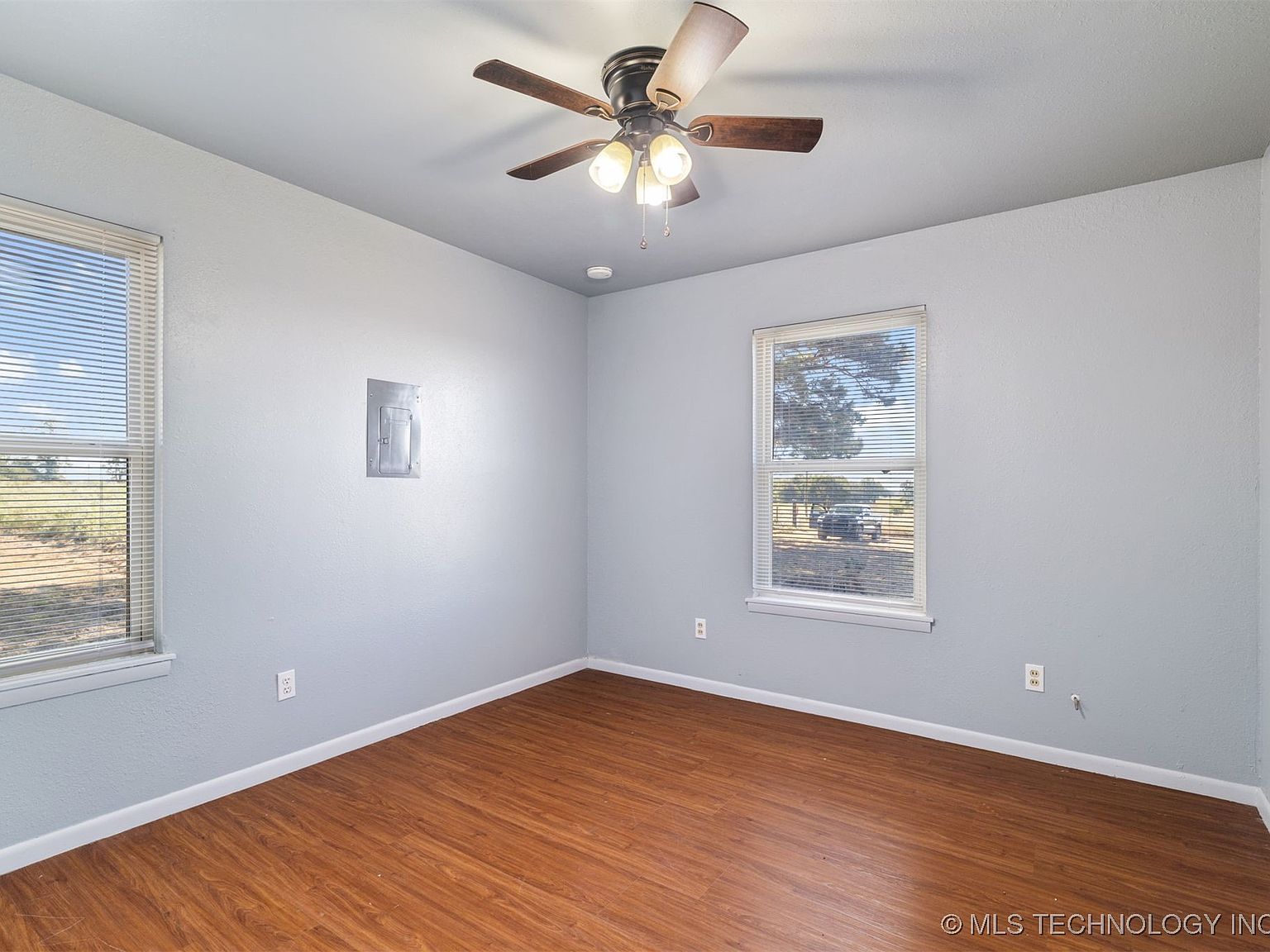 8405 E Nightingale Rd Atoka, OK 74525  | Single Family