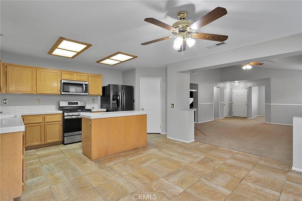 11979 Luna Rd Victorville, CA 92392  | Single Family