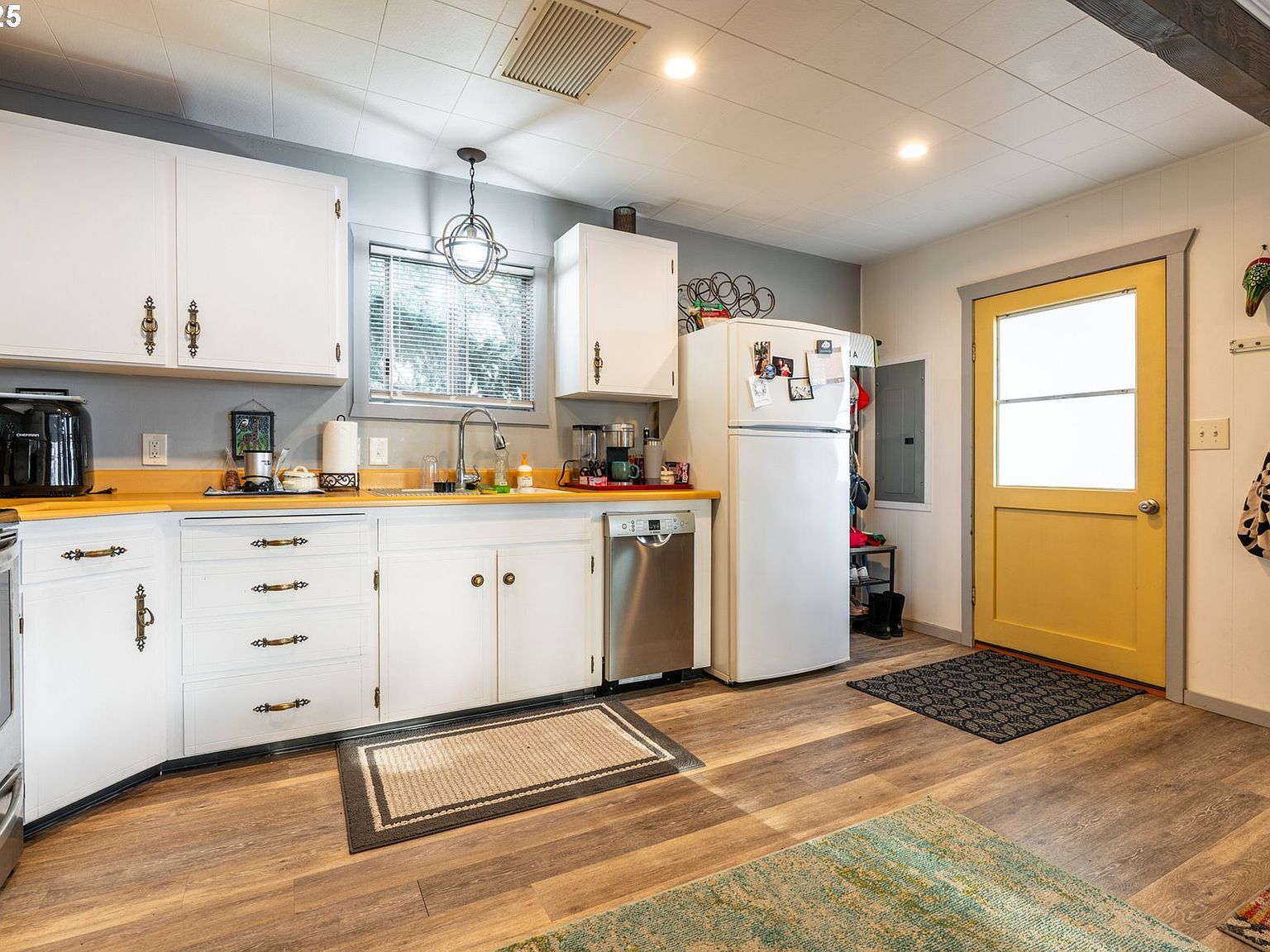 97799 Hanscam Ln Brookings, OR 97415  | Multi Family