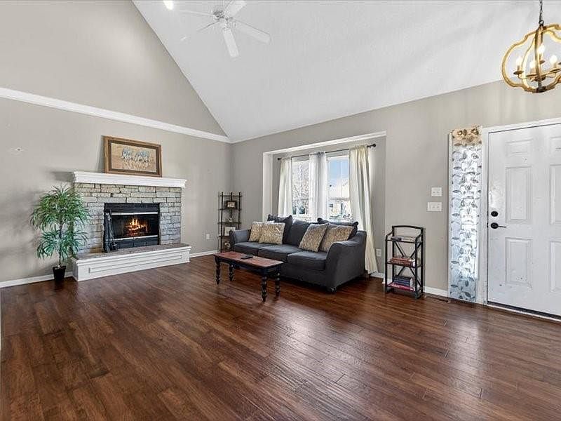 20493 W 221st St Spring Hill, KS 66083  | Single Family