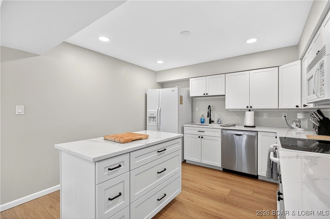 43 Jennings Branch Ct Lake Ozark, MO 65049 | Single Family