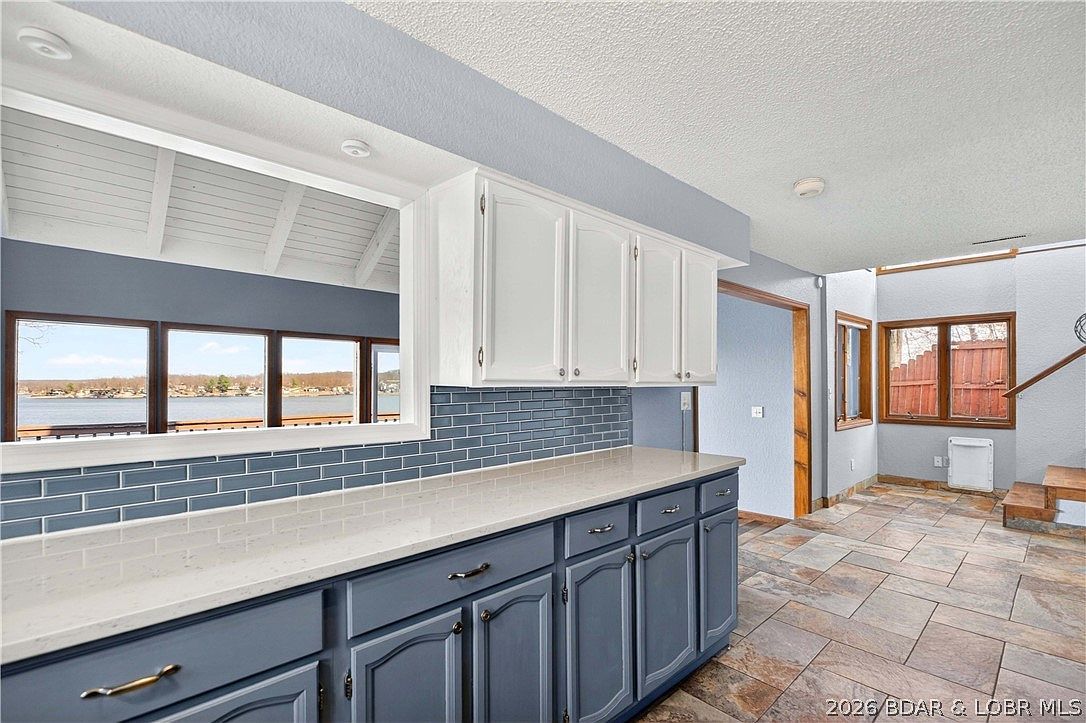 176 Kansas City Way Sunrise Beach, MO 65079  | Single Family