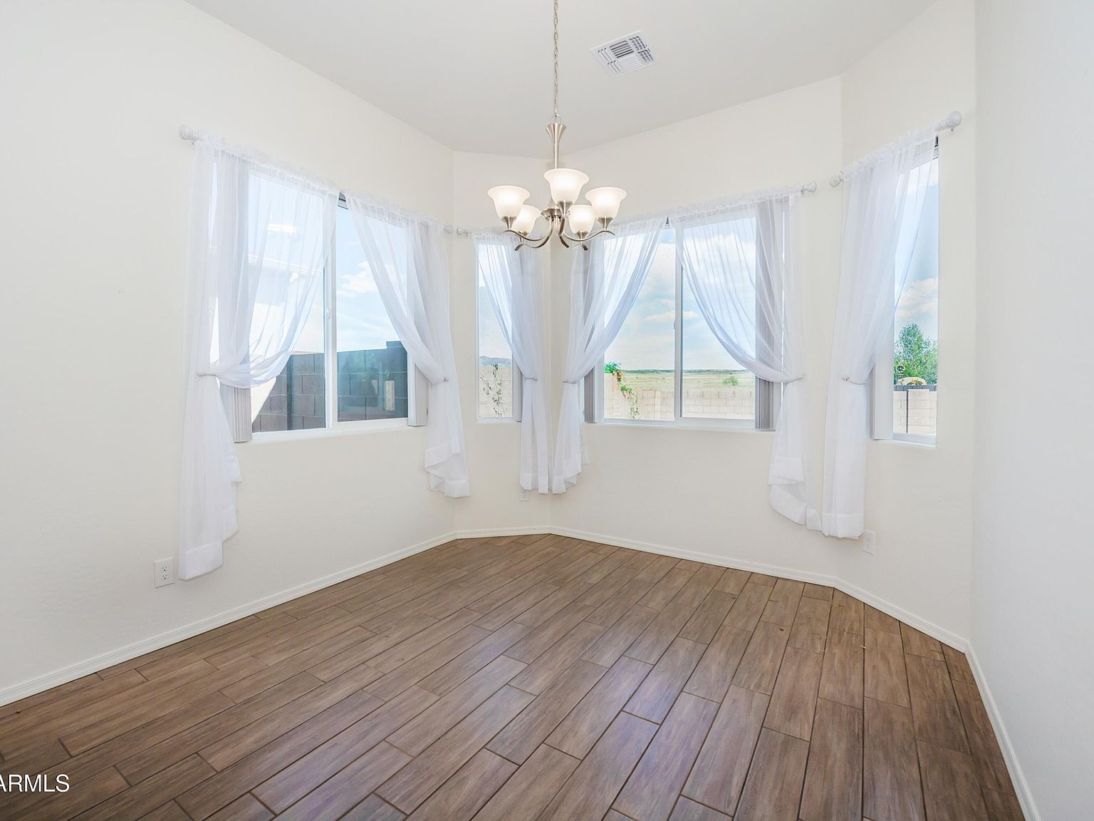 1003 N Diaz St Dewey, AZ 86327  | Single Family