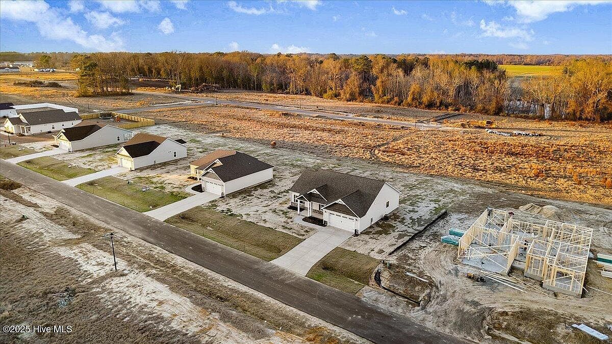 309 Creeks Edge Dr Pikeville, NC 27863  | Single Family